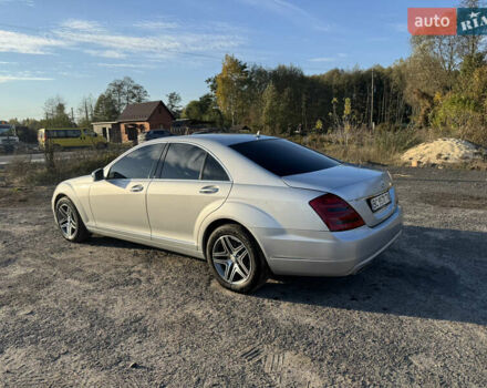 Серый Мерседес С Класс, объемом двигателя 2.99 л и пробегом 160 тыс. км за 18000 $, фото 6 на Automoto.ua