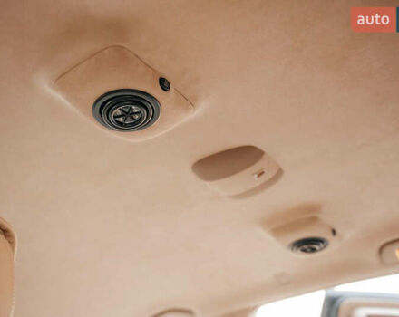 Серый Мерседес С Класс, объемом двигателя 6.21 л и пробегом 34 тыс. км за 80000 $, фото 56 на Automoto.ua