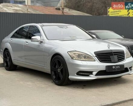 Сірий Мерседес С Клас, об'ємом двигуна 4.66 л та пробігом 195 тис. км за 11500 $, фото 2 на Automoto.ua