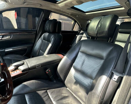 Серый Мерседес С Класс, объемом двигателя 4.66 л и пробегом 195 тыс. км за 13499 $, фото 13 на Automoto.ua