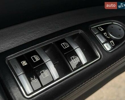 Сірий Мерседес С Клас, об'ємом двигуна 4.66 л та пробігом 195 тис. км за 11500 $, фото 16 на Automoto.ua
