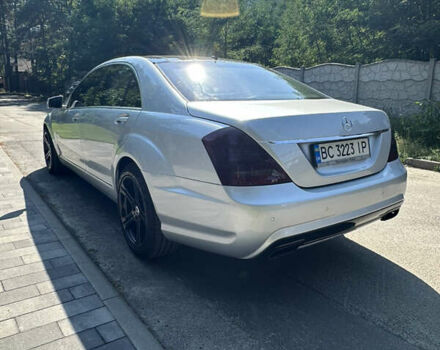 Серый Мерседес С Класс, объемом двигателя 4.66 л и пробегом 195 тыс. км за 13499 $, фото 7 на Automoto.ua