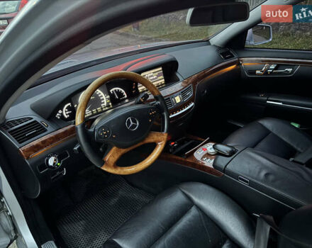 Серый Мерседес С Класс, объемом двигателя 2.14 л и пробегом 255 тыс. км за 16500 $, фото 10 на Automoto.ua