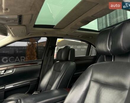 Сірий Мерседес С Клас, об'ємом двигуна 4.66 л та пробігом 195 тис. км за 11500 $, фото 25 на Automoto.ua