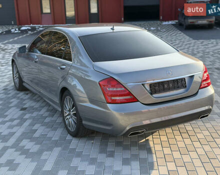 Сірий Мерседес С Клас, об'ємом двигуна 3 л та пробігом 270 тис. км за 19500 $, фото 7 на Automoto.ua