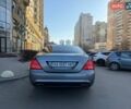 Сірий Мерседес С Клас, об'ємом двигуна 3 л та пробігом 272 тис. км за 21700 $, фото 4 на Automoto.ua