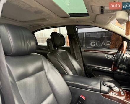 Сірий Мерседес С Клас, об'ємом двигуна 4.66 л та пробігом 195 тис. км за 11500 $, фото 38 на Automoto.ua