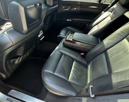 Серый Мерседес С Класс, объемом двигателя 4.66 л и пробегом 195 тыс. км за 13499 $, фото 15 на Automoto.ua