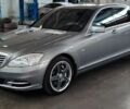 Серый Мерседес С Класс, объемом двигателя 4.7 л и пробегом 445 тыс. км за 22000 $, фото 1 на Automoto.ua