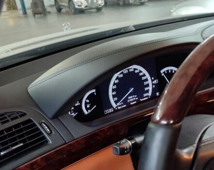 Серый Мерседес С Класс, объемом двигателя 4.7 л и пробегом 219 тыс. км за 24000 $, фото 7 на Automoto.ua
