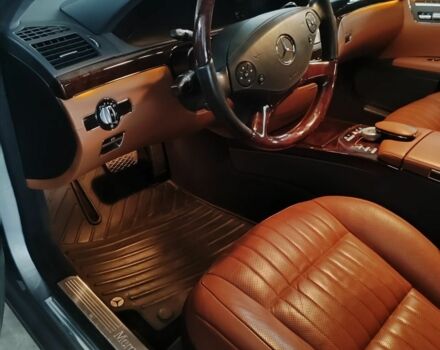 Серый Мерседес С Класс, объемом двигателя 4.7 л и пробегом 219 тыс. км за 24000 $, фото 5 на Automoto.ua