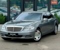 Сірий Мерседес С Клас, об'ємом двигуна 4.66 л та пробігом 219 тис. км за 15499 $, фото 1 на Automoto.ua