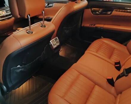 Серый Мерседес С Класс, объемом двигателя 4.7 л и пробегом 219 тыс. км за 24000 $, фото 11 на Automoto.ua