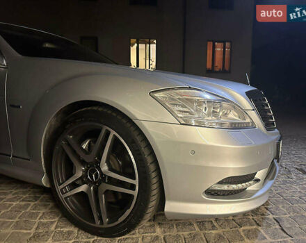 Серый Мерседес С Класс, объемом двигателя 4.7 л и пробегом 130 тыс. км за 26000 $, фото 8 на Automoto.ua