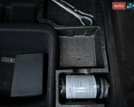 Сірий Мерседес С Клас, об'ємом двигуна 3 л та пробігом 170 тис. км за 29900 $, фото 102 на Automoto.ua