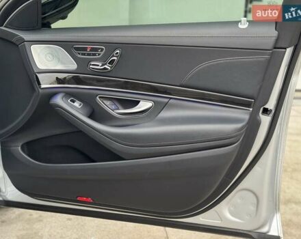 Сірий Мерседес С Клас, об'ємом двигуна 3 л та пробігом 170 тис. км за 29900 $, фото 50 на Automoto.ua