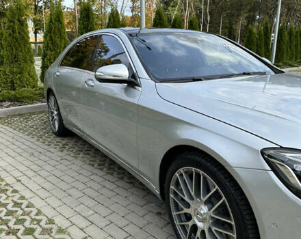 Серый Мерседес С Класс, объемом двигателя 3 л и пробегом 60 тыс. км за 43000 $, фото 3 на Automoto.ua