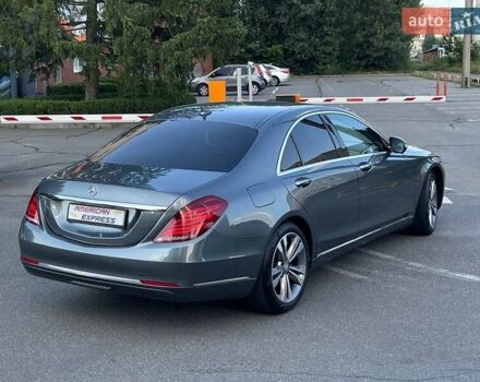 Сірий Мерседес С Клас, об'ємом двигуна 3 л та пробігом 146 тис. км за 39000 $, фото 6 на Automoto.ua
