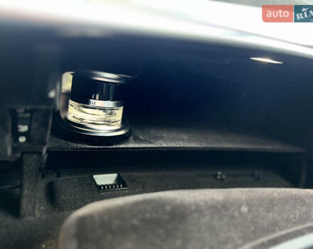 Серый Мерседес С Класс, объемом двигателя 3 л и пробегом 80 тыс. км за 41800 $, фото 33 на Automoto.ua