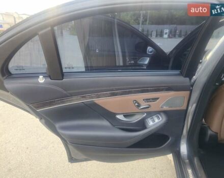 Серый Мерседес С Класс, объемом двигателя 2.99 л и пробегом 180 тыс. км за 45000 $, фото 3 на Automoto.ua