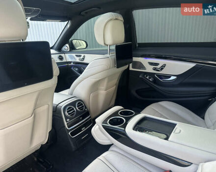 Серый Мерседес С Класс, объемом двигателя 3 л и пробегом 96 тыс. км за 59999 $, фото 25 на Automoto.ua