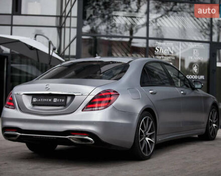 Серый Мерседес С Класс, объемом двигателя 2.99 л и пробегом 225 тыс. км за 36500 $, фото 24 на Automoto.ua