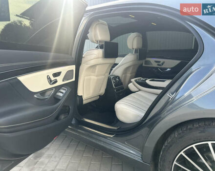 Серый Мерседес С Класс, объемом двигателя 3 л и пробегом 96 тыс. км за 59999 $, фото 26 на Automoto.ua