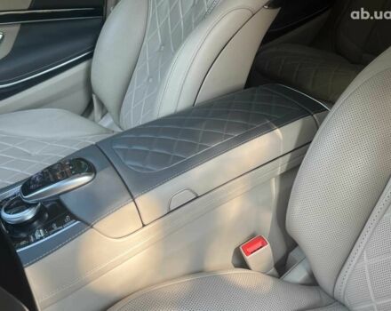 Сірий Мерседес С Клас, об'ємом двигуна 4 л та пробігом 41 тис. км за 55940 $, фото 45 на Automoto.ua