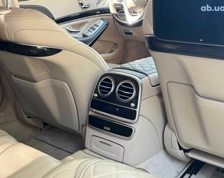 Сірий Мерседес С Клас, об'ємом двигуна 4 л та пробігом 41 тис. км за 55940 $, фото 29 на Automoto.ua