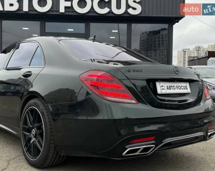 Серый Мерседес С Класс, объемом двигателя 3.98 л и пробегом 121 тыс. км за 48990 $, фото 5 на Automoto.ua