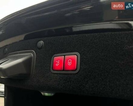 Серый Мерседес С Класс, объемом двигателя 3.98 л и пробегом 121 тыс. км за 48990 $, фото 36 на Automoto.ua