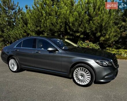 Серый Мерседес С Класс, объемом двигателя 2.99 л и пробегом 103 тыс. км за 62500 $, фото 1 на Automoto.ua