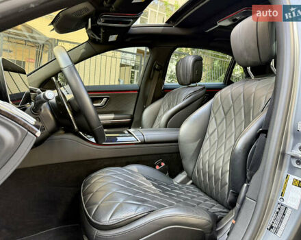 Мерседес С Клас 2021 у Києві на Automoto.ua Сірий Мерседес С Клас, об'ємом двигуна 3.98 л та пробігом 18 тис. км за 111111 $, фото 21 на Automoto.ua