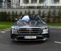 Серый Мерседес С Класс, объемом двигателя 3 л и пробегом 68 тыс. км за 98000 $, фото 1 на Automoto.ua