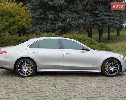 Серый Мерседес С Класс, объемом двигателя 4 л и пробегом 120 тыс. км за 105000 $, фото 1 на Automoto.ua