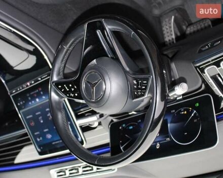 Серый Мерседес С Класс, объемом двигателя 4 л и пробегом 120 тыс. км за 105000 $, фото 24 на Automoto.ua