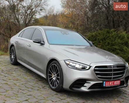 Серый Мерседес С Класс, объемом двигателя 4 л и пробегом 120 тыс. км за 105000 $, фото 6 на Automoto.ua