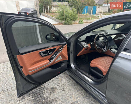 Серый Мерседес С Класс, объемом двигателя 3.98 л и пробегом 42 тыс. км за 95999 $, фото 14 на Automoto.ua