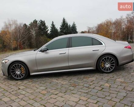 Серый Мерседес С Класс, объемом двигателя 4 л и пробегом 120 тыс. км за 105000 $, фото 40 на Automoto.ua