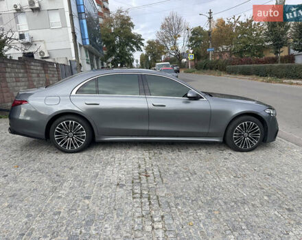 Серый Мерседес С Класс, объемом двигателя 3.98 л и пробегом 42 тыс. км за 95999 $, фото 5 на Automoto.ua