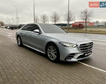 Серый Мерседес С Класс, объемом двигателя 3 л и пробегом 17 тыс. км за 185000 $, фото 9 на Automoto.ua