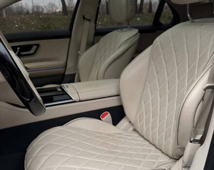 Серый Мерседес С Класс, объемом двигателя 3.98 л и пробегом 49 тыс. км за 95000 $, фото 12 на Automoto.ua