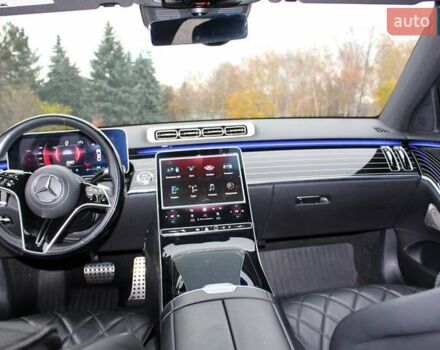 Серый Мерседес С Класс, объемом двигателя 4 л и пробегом 120 тыс. км за 105000 $, фото 33 на Automoto.ua