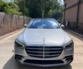 Сірий Мерседес С Клас, об'ємом двигуна 4 л та пробігом 42 тис. км за 75000 $, фото 1 на Automoto.ua