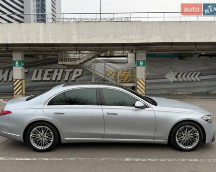 Серый Мерседес С Класс, объемом двигателя 3.98 л и пробегом 49 тыс. км за 95000 $, фото 3 на Automoto.ua