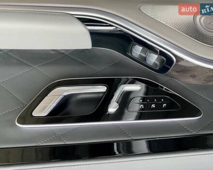 Серый Мерседес С Класс, объемом двигателя 3 л и пробегом 17 тыс. км за 185000 $, фото 54 на Automoto.ua