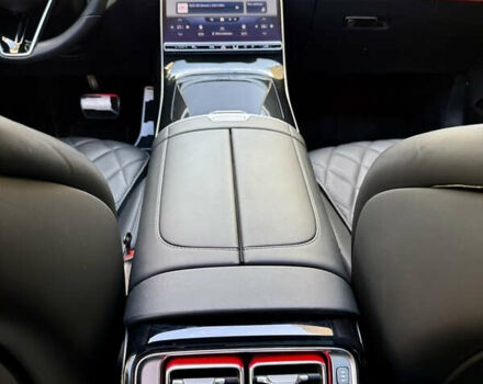 Мерседес С Клас 2021 у Києві на Automoto.ua Сірий Мерседес С Клас, об'ємом двигуна 3.98 л та пробігом 18 тис. км за 111111 $, фото 17 на Automoto.ua