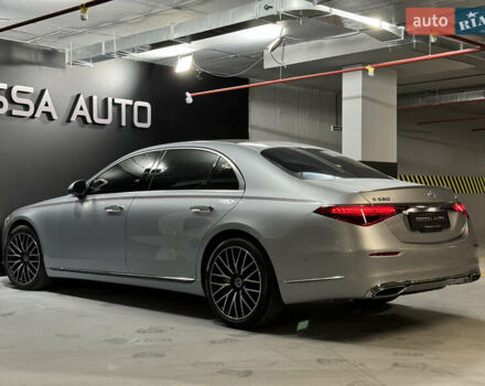 Серый Мерседес С Класс, объемом двигателя 3.98 л и пробегом 15 тыс. км за 120000 $, фото 4 на Automoto.ua