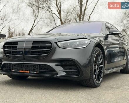 Серый Мерседес С Класс, объемом двигателя 4 л и пробегом 54 тыс. км за 115000 $, фото 19 на Automoto.ua