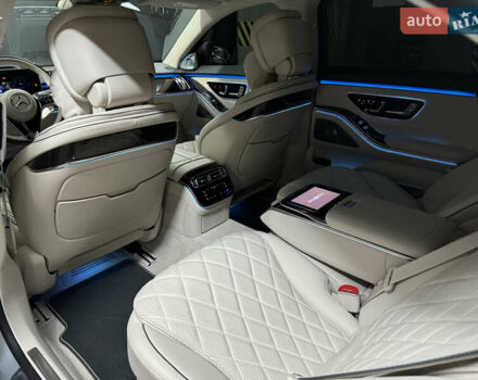 Серый Мерседес С Класс, объемом двигателя 3.98 л и пробегом 15 тыс. км за 120000 $, фото 21 на Automoto.ua